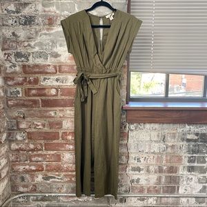 Tie-Waist Linen Cropped Jumper